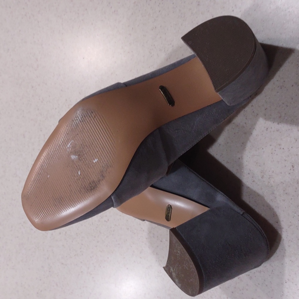 Vionic Grey Suede Presley Mules Size 10 Medium EUC - Picture 10 of 12